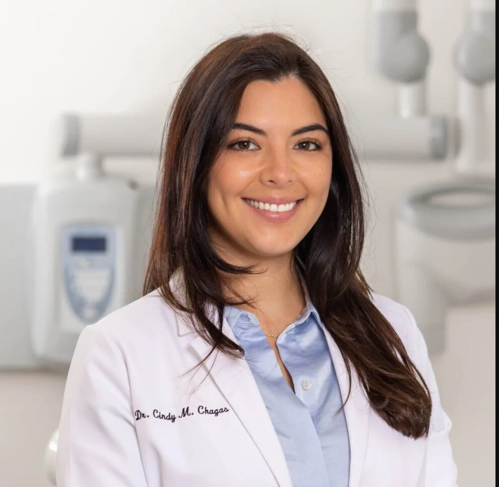 Dr. Cindy Chagas