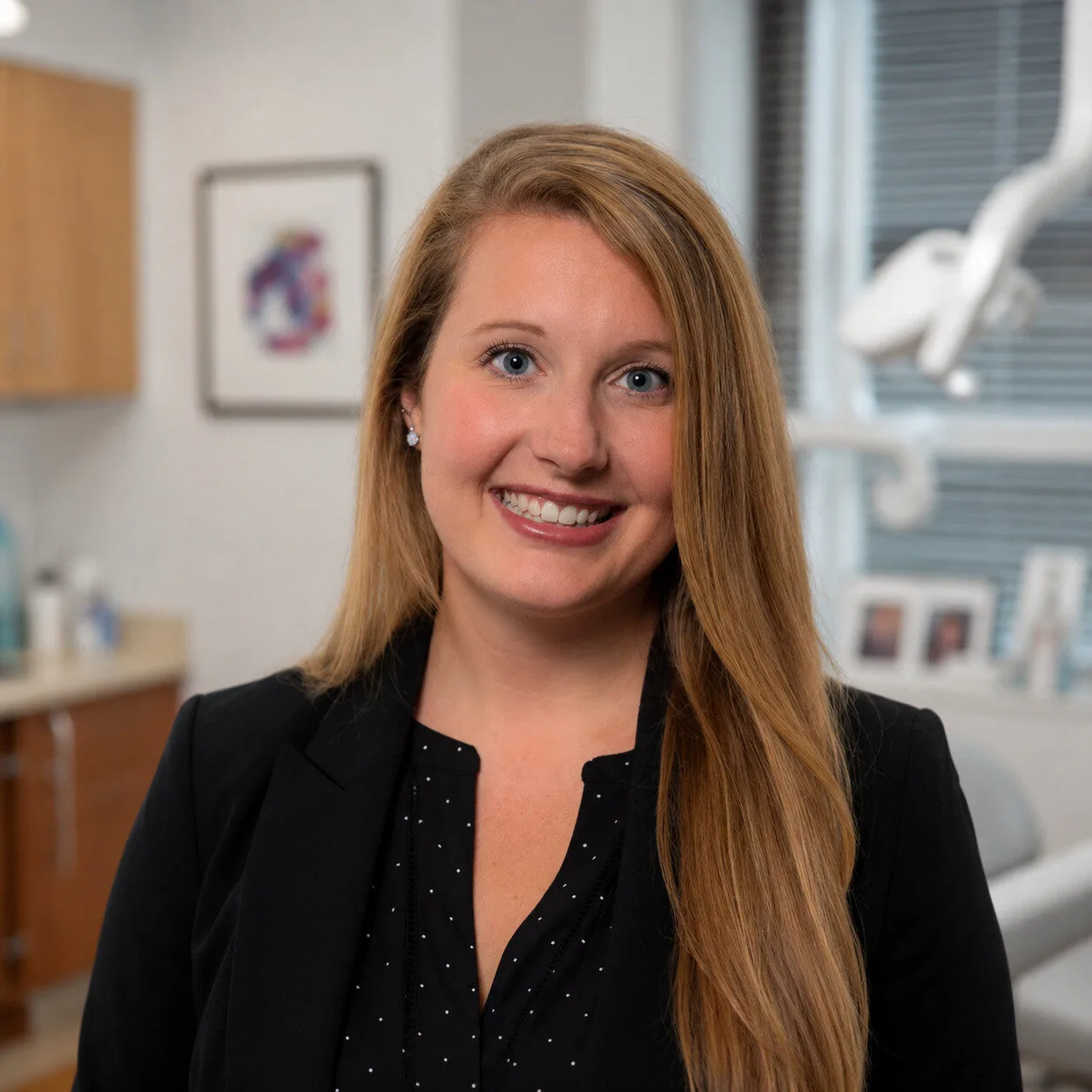 Dr. Courtney Regan